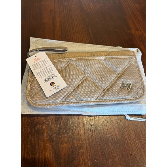 lug Accessories - LUG Tango Matte Luxe VL Travel Wallet NWT - Sand